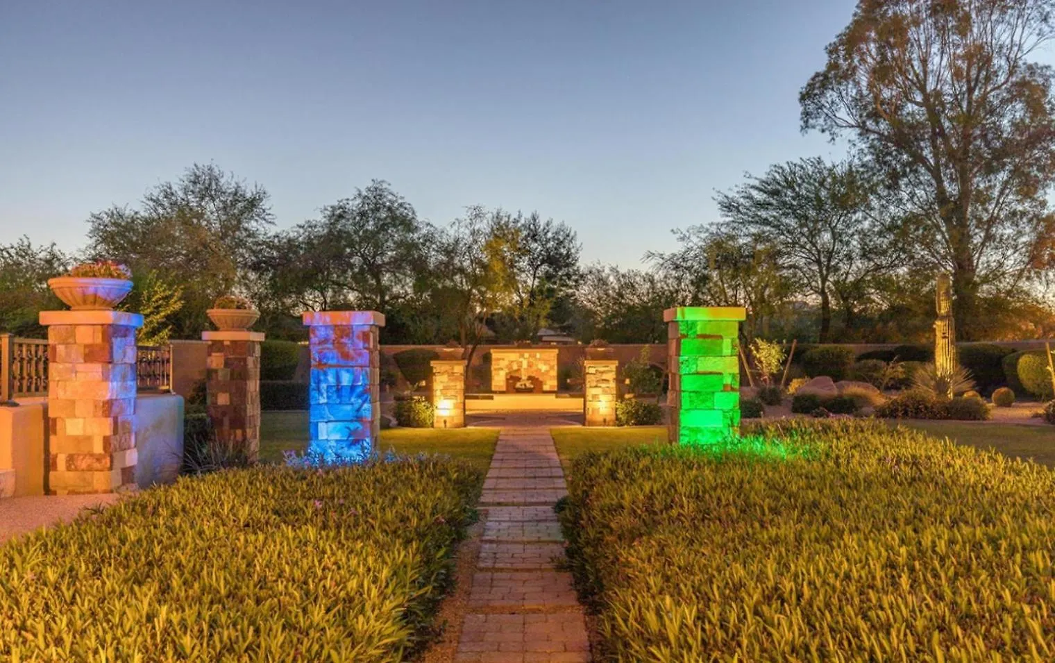 Ferienhaus Private Pool & Hot Tub, Retreat - Large Luxury Smart Home Scottsdale USA